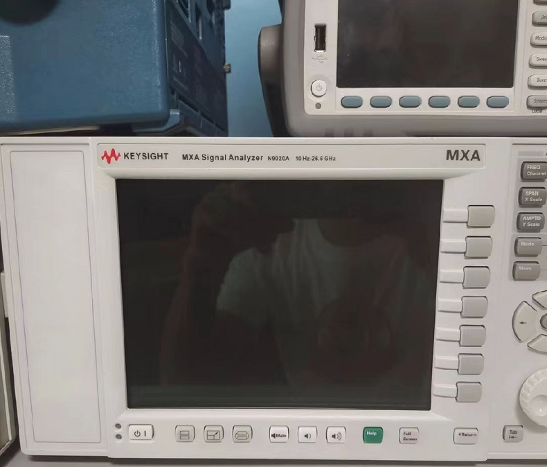 637acd0ac2db1.png 頻譜N9020A 6+.png