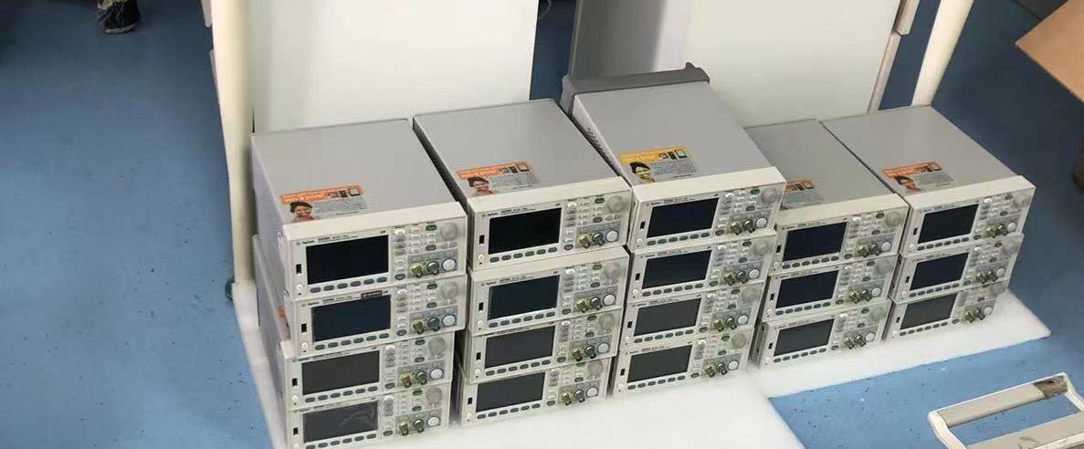 63bf64a4de362.jpg 頻率計53220A 2.jpg