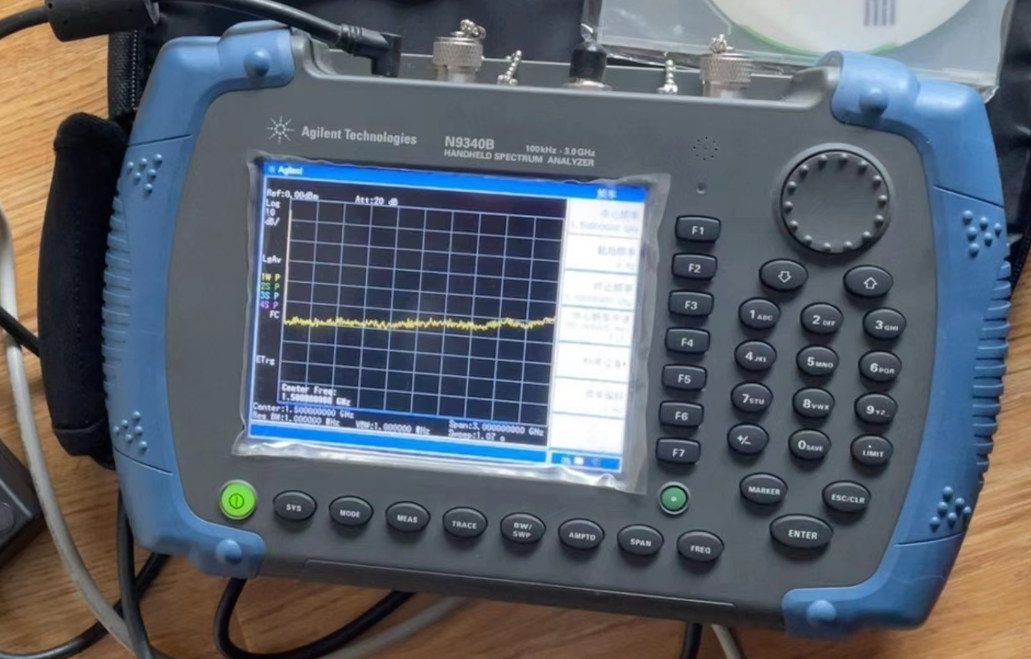 647fd51fad8b2.png 頻譜N9340B 3.png