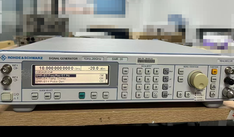 64ffb2ec2fb4a.png 信號源SMR20 2.png